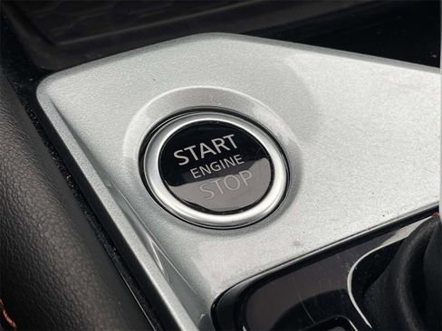 Used 2025 Nissan Altima 2.5 SR w/ SR Premium Package image 30