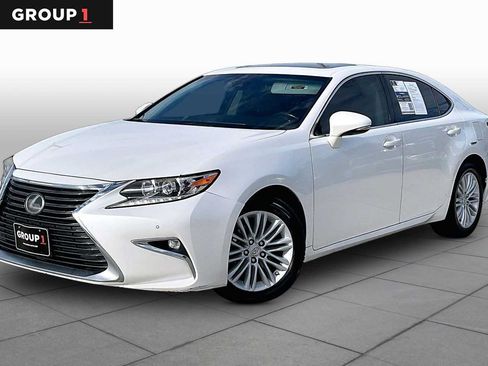 Used 2016 Lexus ES 350 w/ Premium Package w/Wood Trim FWD image 1