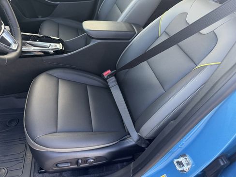 New 2025 Chevrolet Trax ACTIV w/ Sunroof Package image 21