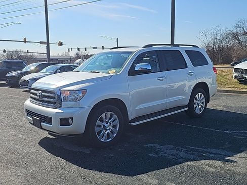 Used 2014 Toyota Sequoia Platinum image 15