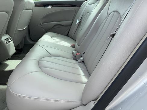 Used 2011 Buick Lucerne CX FWD image 15