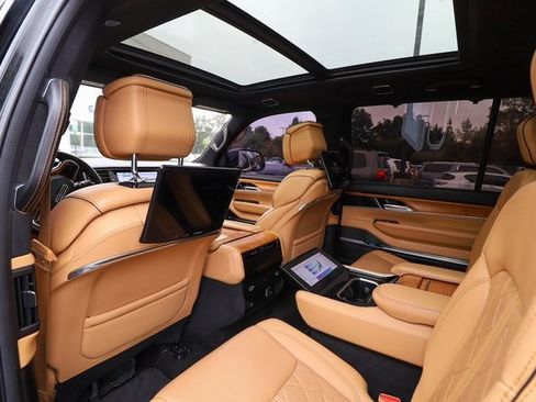 Used 2022 Jeep Grand Wagoneer Series III w/ Rear Seat Video Group 1 image 47