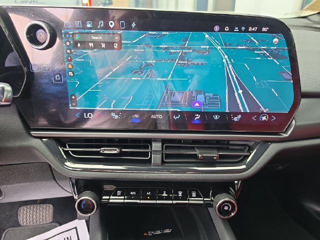 Certified 2025 Chevrolet Equinox EV RS FWD image 20