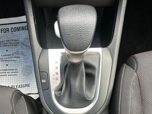 Used 2024 Kia Forte LXS FWD image 15