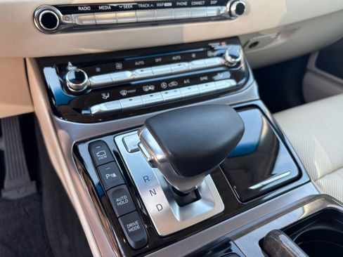 Used 2019 Genesis G90 5.0 Ultimate AWD/4WD image 30