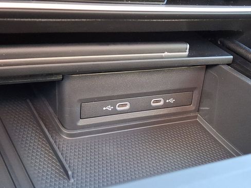 New 2026 Volkswagen Atlas SE image 16