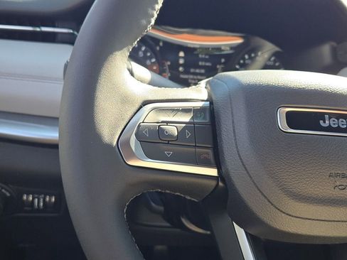 New 2026 Jeep Compass Limited image 31