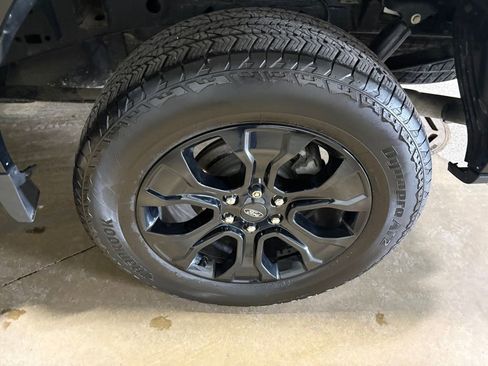 Used 2023 Ford F150 Lariat w/ Equipment Group 502A High image 29