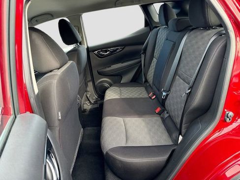 Used 2019 Nissan Rogue Sport SV image 24