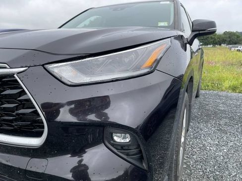 Certified 2021 Toyota Highlander LE AWD/4WD image 10
