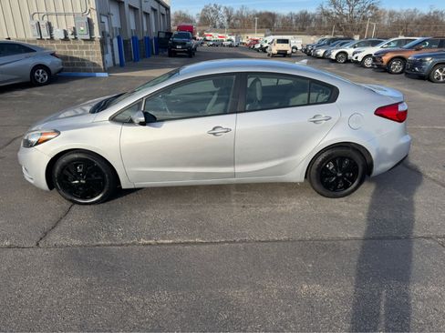 Used 2015 Kia Forte LX image 6