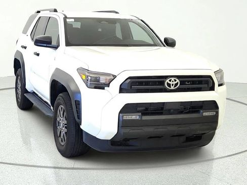 Used 2025 Toyota 4Runner SR5 AWD/4WD image 2