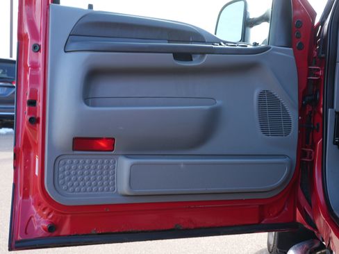 Used 2002 Ford F350 XLT image 15