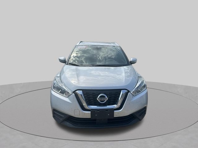 Used 2020 Nissan Kicks SV FWD image 1