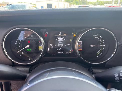 Used 2023 Jeep Wrangler Unlimited Sahara w/ Cold Weather Group AWD/4WD image 14