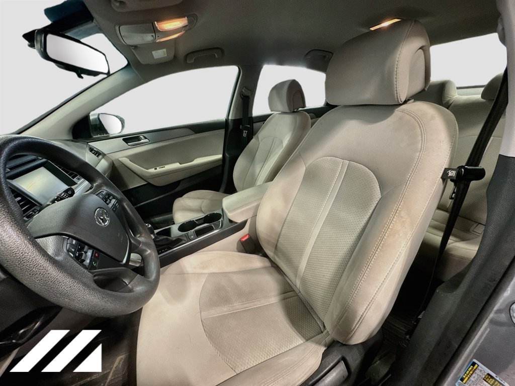 Used 2016 Hyundai Sonata SE w/ Cargo Package FWD image 21