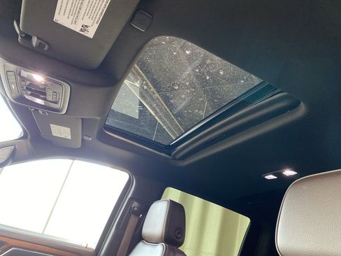 Used 2022 GMC Sierra 1500 Denali w/ Denali Reserve Package image 28