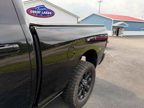 Used 2022 RAM 2500 Big Horn w/ Level C Equiment Group AWD/4WD image 14