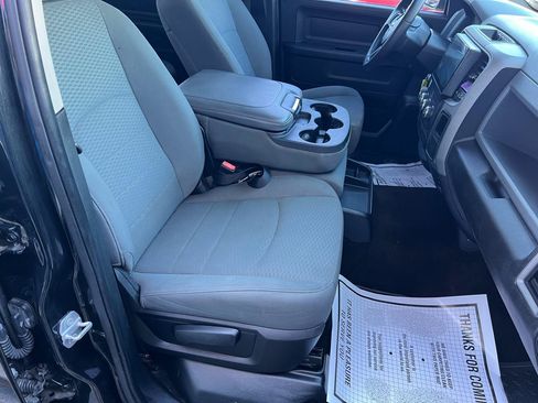 Used 2015 RAM 1500 Express AWD/4WD image 18
