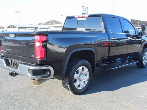 Used 2020 Chevrolet Silverado 2500 LTZ w/ LTZ Texas Edition image 3