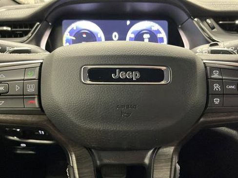 New 2026 Jeep Grand Cherokee Altitude AWD/4WD image 16