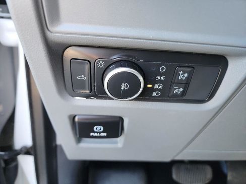 Used 2021 Ford F150 XLT image 24