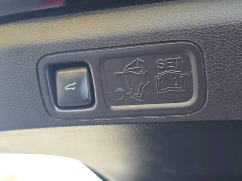 Used 2019 Ford Expedition Max Limited image 19