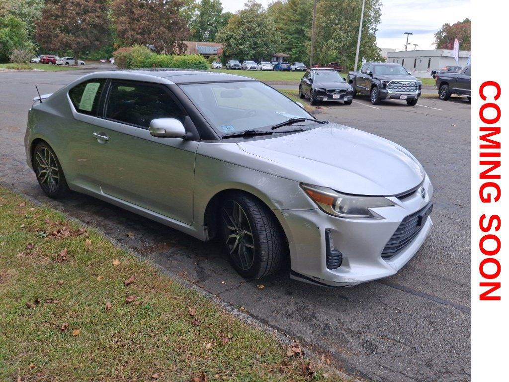 Used 2014 Scion tC FWD image 4