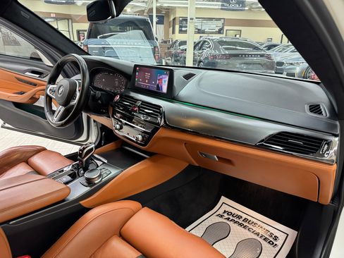 Used 2020 BMW M5 w/ Executive Package image 51