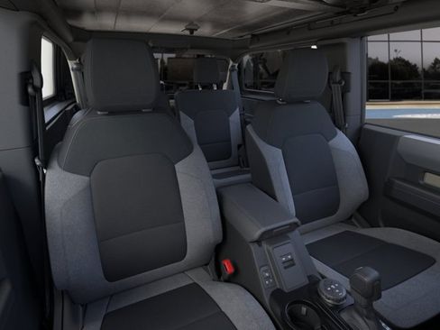 New 2026 Ford Bronco 2-Door AWD/4WD image 10