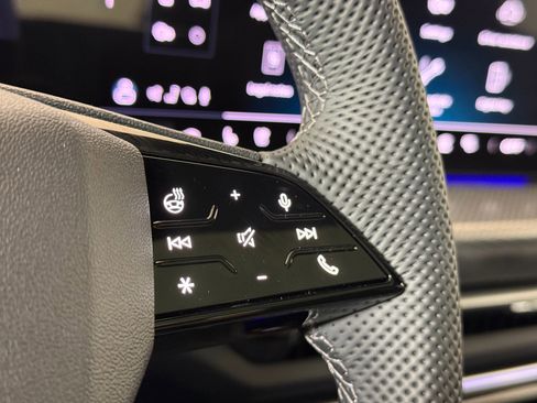 New 2025 Audi SQ5 Premium Plus image 26