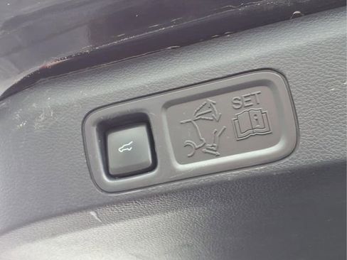 Used 2024 Ford Expedition Max XLT AWD/4WD image 20