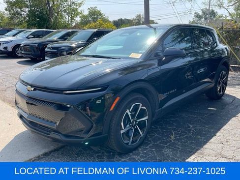 Certified 2025 Chevrolet Equinox EV LT FWD image 1