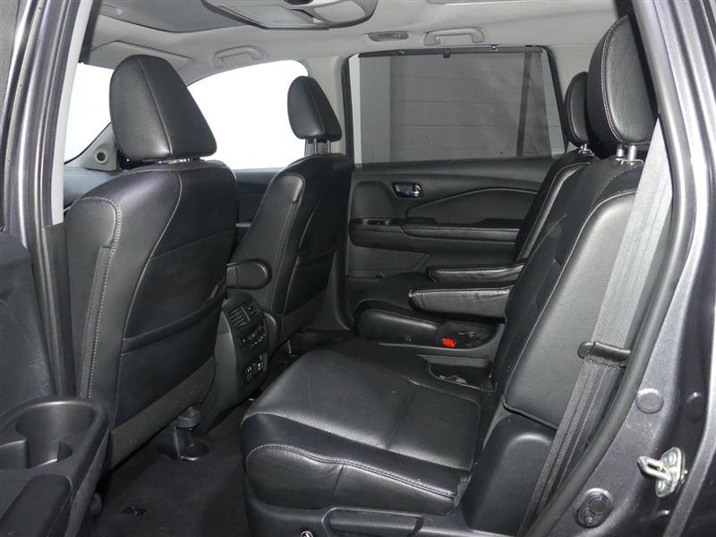 Used 2020 Honda Pilot Elite image 27