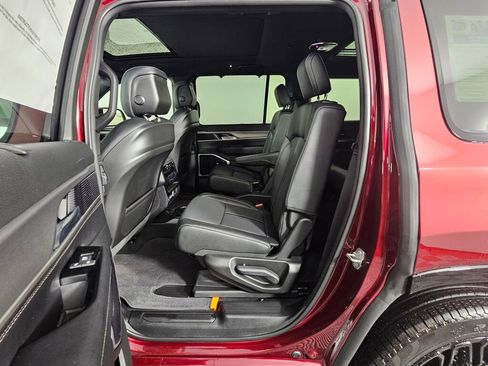 New 2026 Jeep Grand Wagoneer Limited image 35