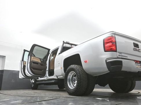 Used 2018 GMC Sierra 3500 Denali w/ Duramax Plus Package AWD/4WD image 51