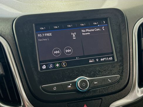 Used 2020 Chevrolet Equinox LS w/ LS Convenience Package image 15