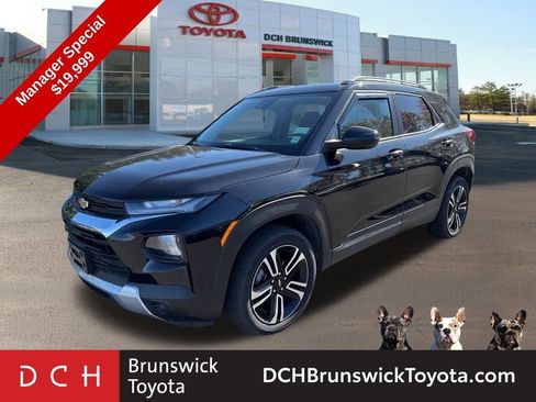 Used 2023 Chevrolet TrailBlazer LT w/ Convenience Package image 1