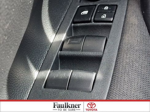 Used 2025 Toyota Corolla LE FWD image 23