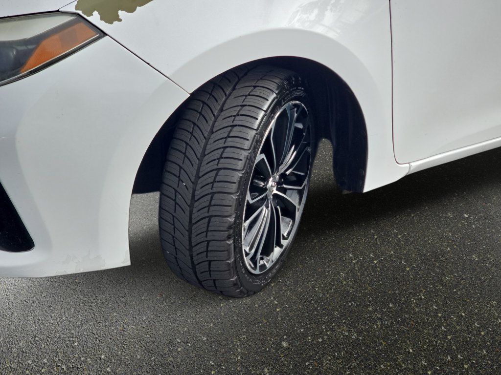 Used 2016 Toyota Corolla S FWD image 33