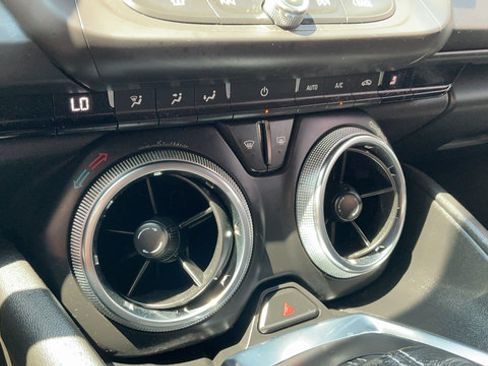 Used 2024 Chevrolet Camaro LT w/ Technology Package RWD image 17