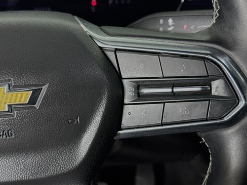 Used 2024 Chevrolet Equinox EV LT image 14