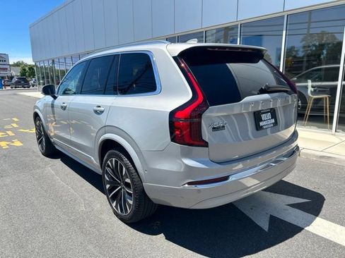 Certified 2025 Volvo XC90 B6 Plus AWD/4WD image 3