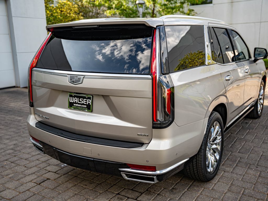 Used 2021 Cadillac Escalade Premium Luxury Platinum w/ Heavy-Duty Trailer Package AWD/4WD image 16