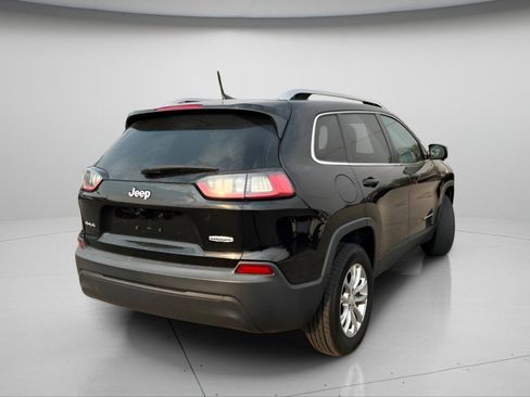 Used 2019 Jeep Cherokee Latitude w/ Popular Appearance Group AWD/4WD image 6