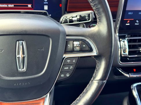 Used 2024 Lincoln Navigator Reserve image 28