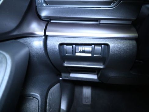 Certified 2025 Subaru Impreza 2.0i image 38