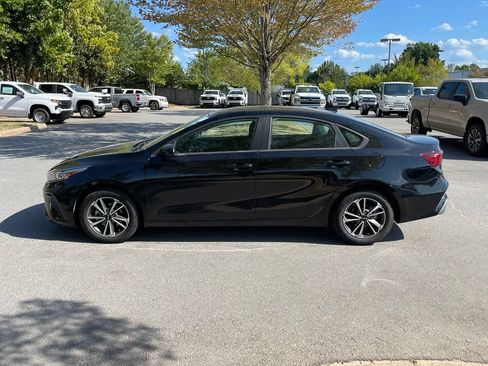 Used 2024 Kia Forte LXS FWD image 4