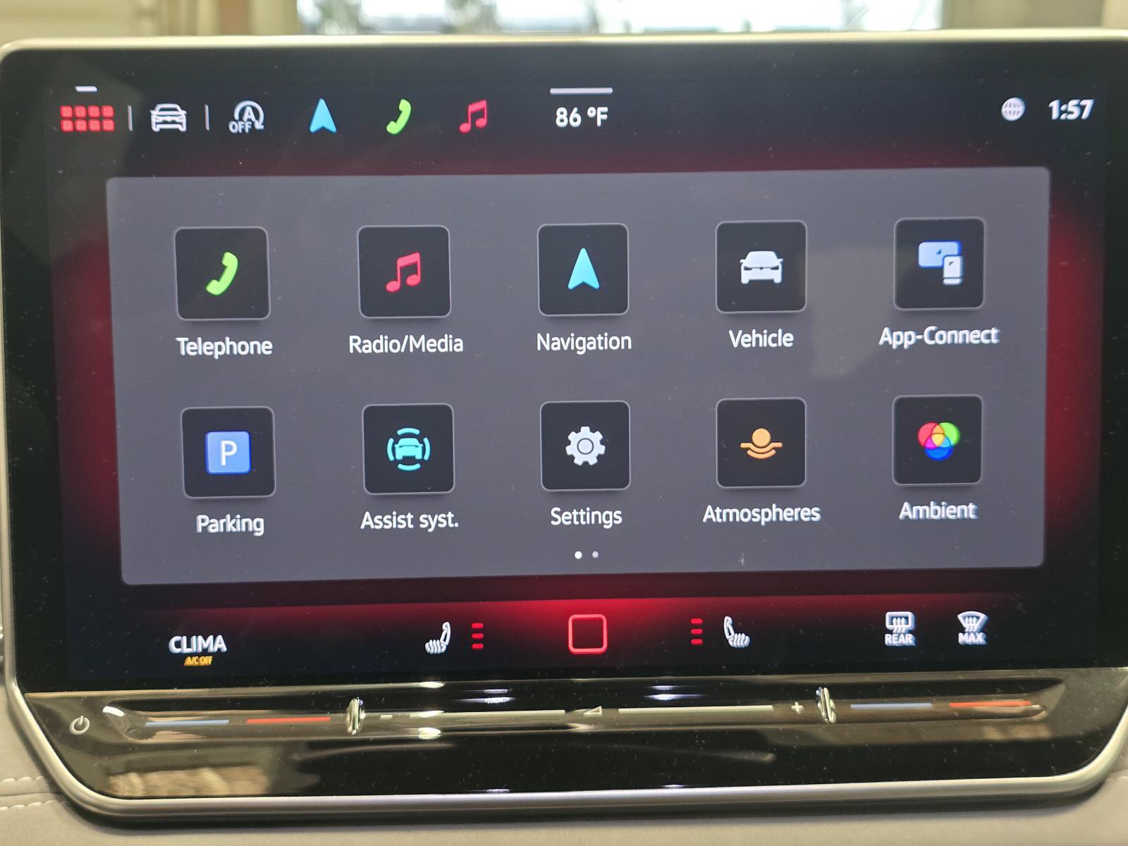Used 2025 Volkswagen Tiguan SE R-Line FWD image 14