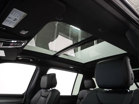 New 2026 Jeep Grand Wagoneer Limited image 12